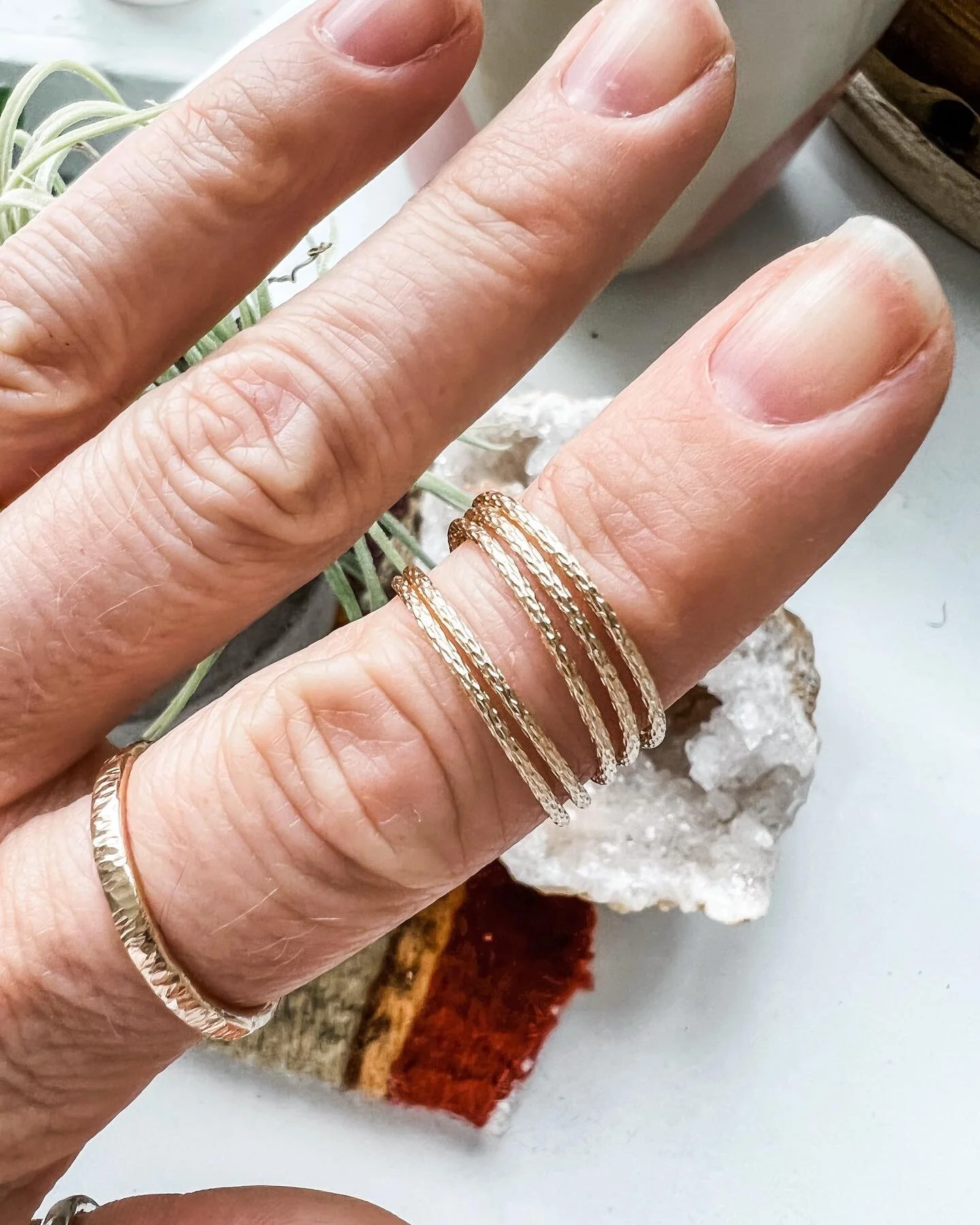 38562714-3874-4DDC-BEDF-639345DC971A