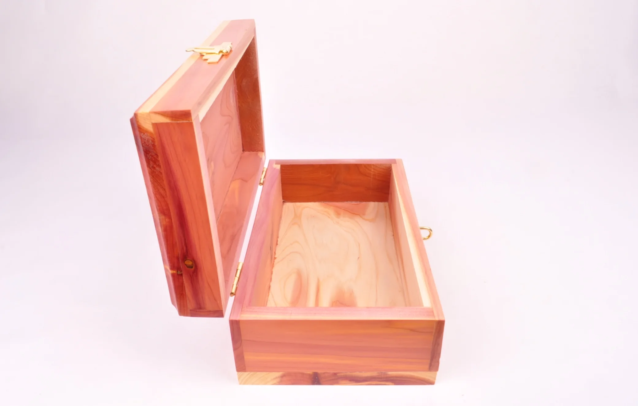 cedar urn 4.jpg