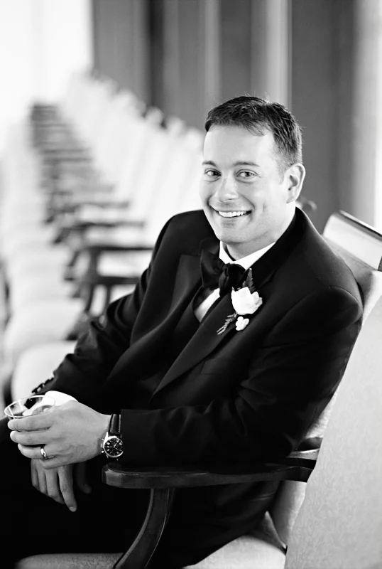 groom portrait