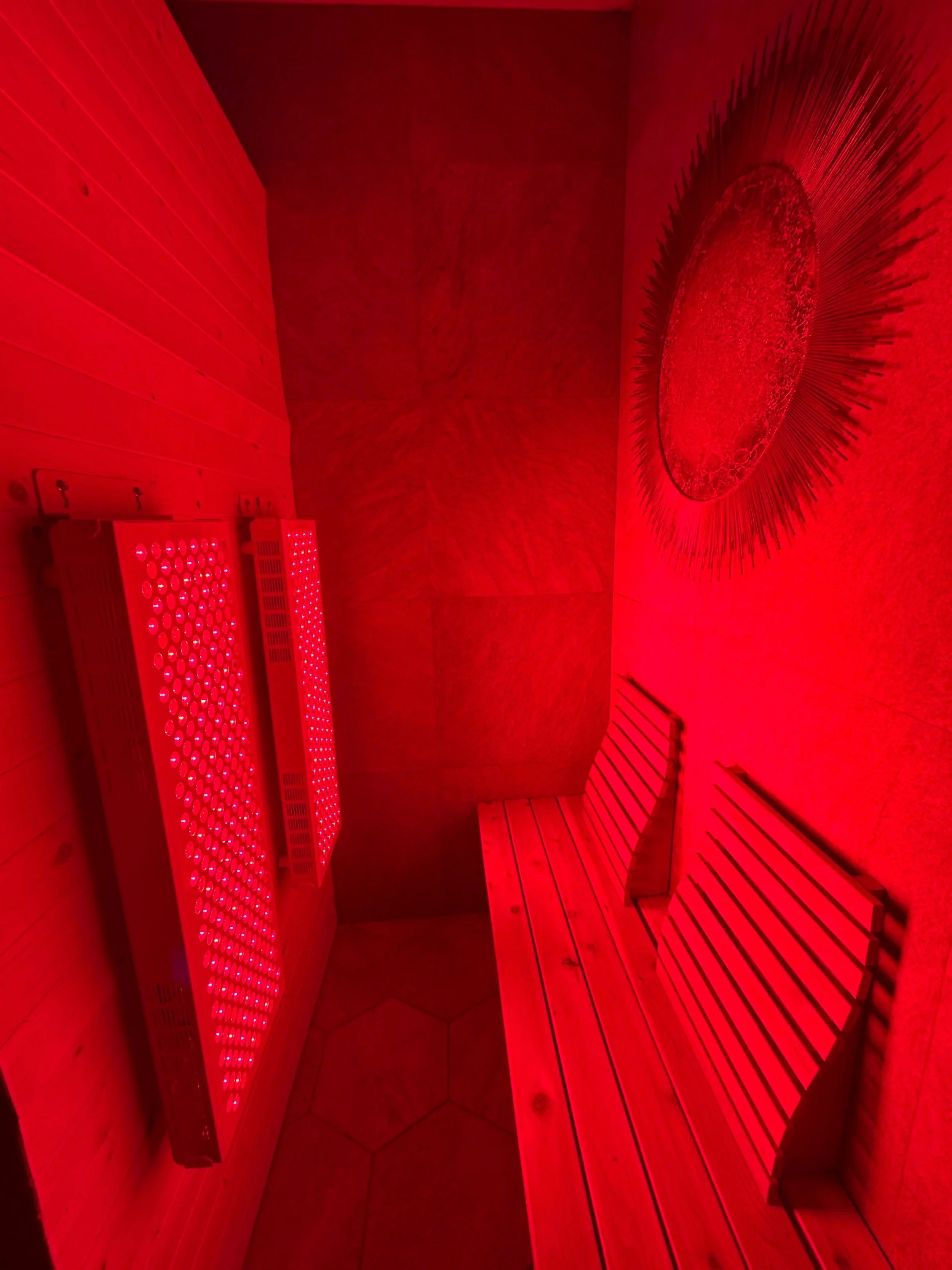 rED+LIGHT+%29.jpg