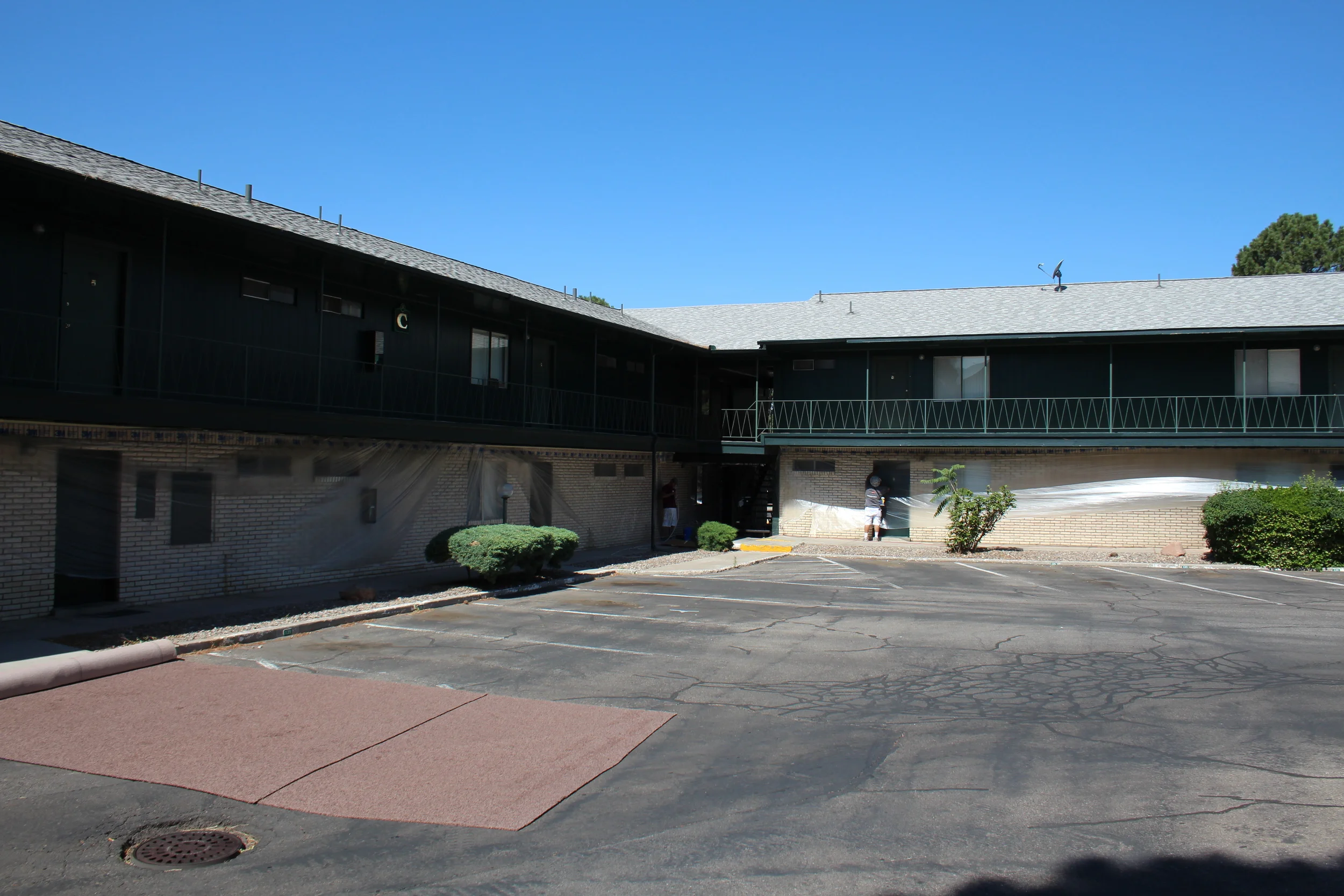 Ambassador East Apartments.JPG