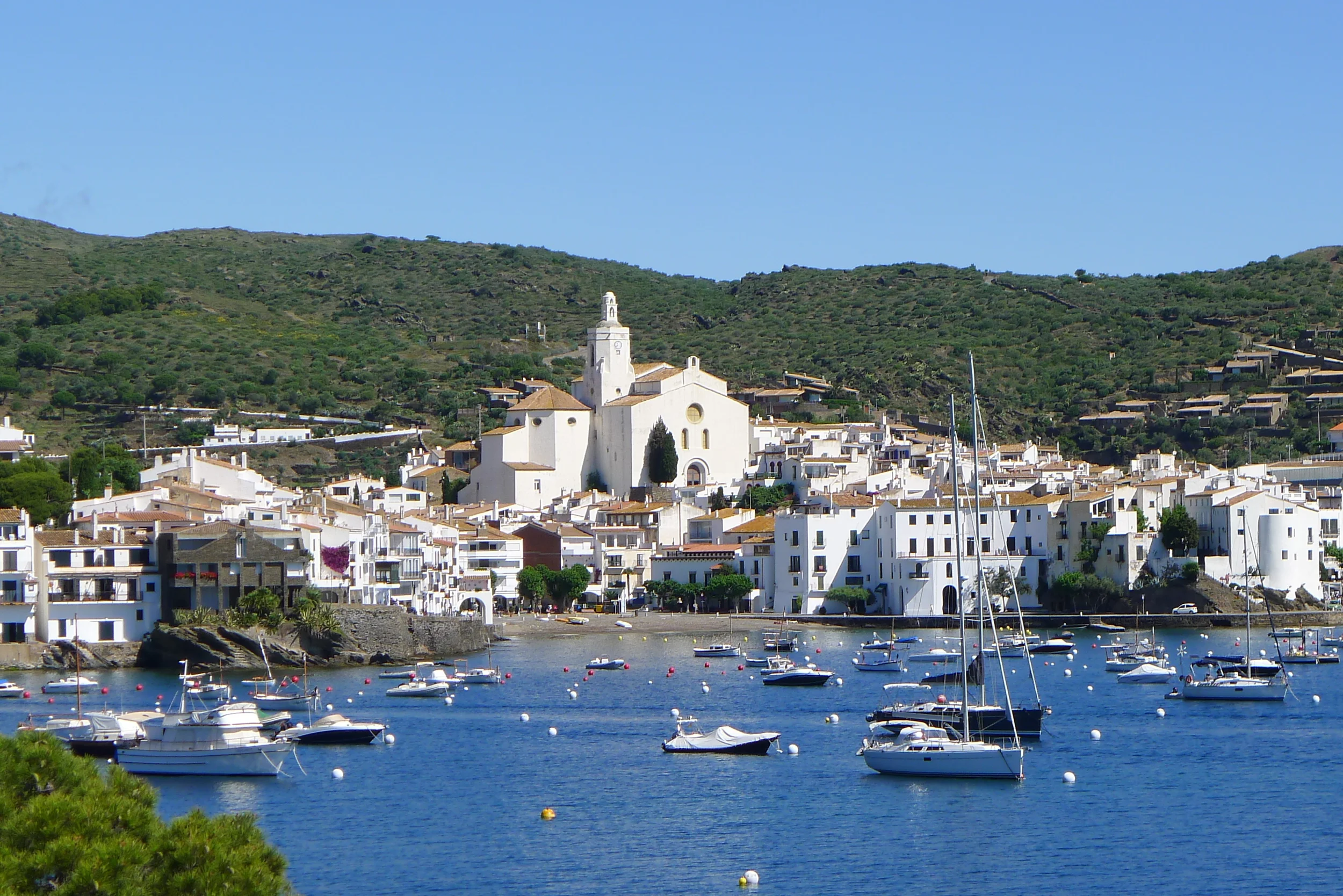 cadaques-view-from-rocks.jpg