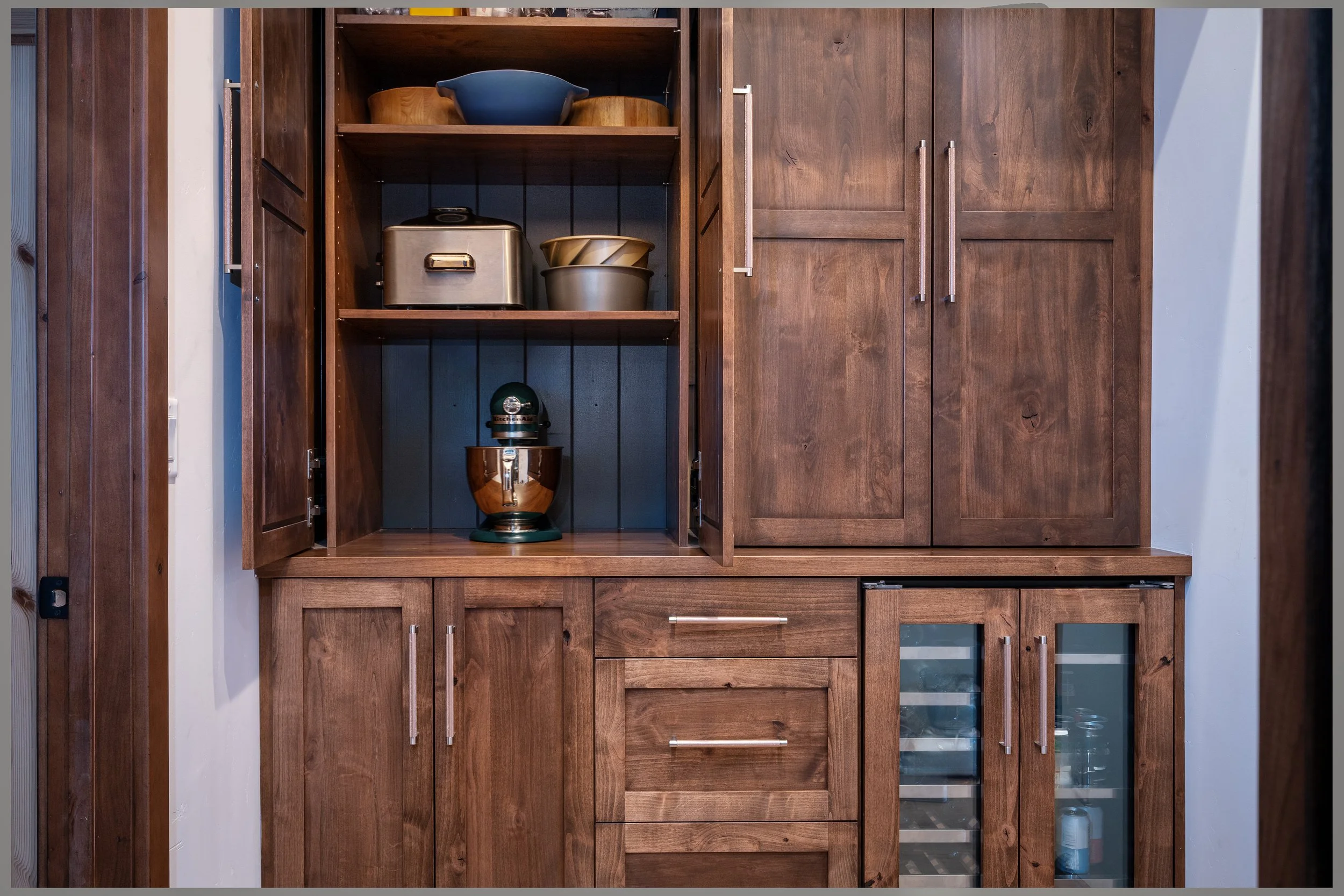 17D-Bar_Sarah_15752 Alder Creek_SineadKHphoto_High Res.jpg
