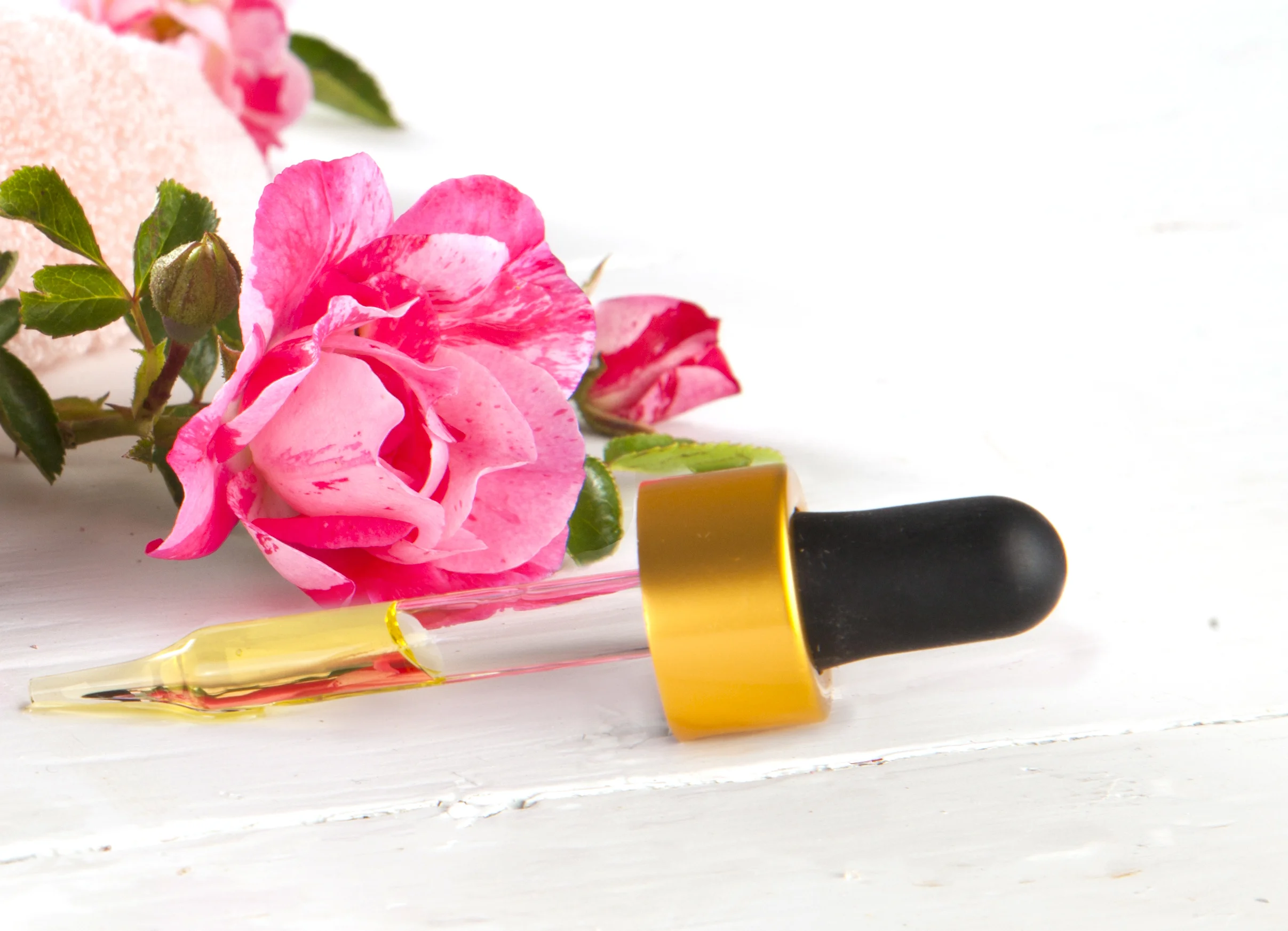 ROSE PIPETTE.jpg