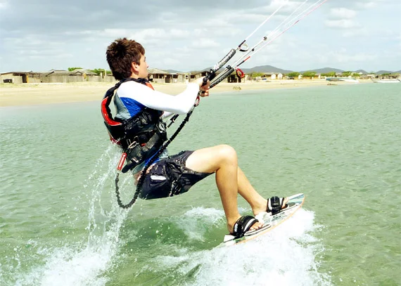 kitesurf.jpg