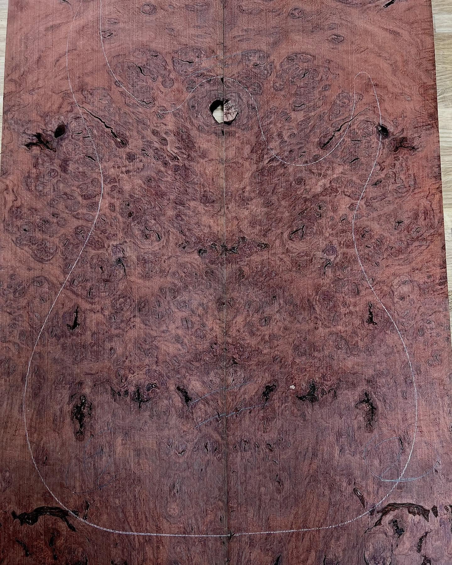 Tops for the next batch. Jarrah burl, quilted maple and spalted/flamed maple. Always exciting starting a new set of builds.