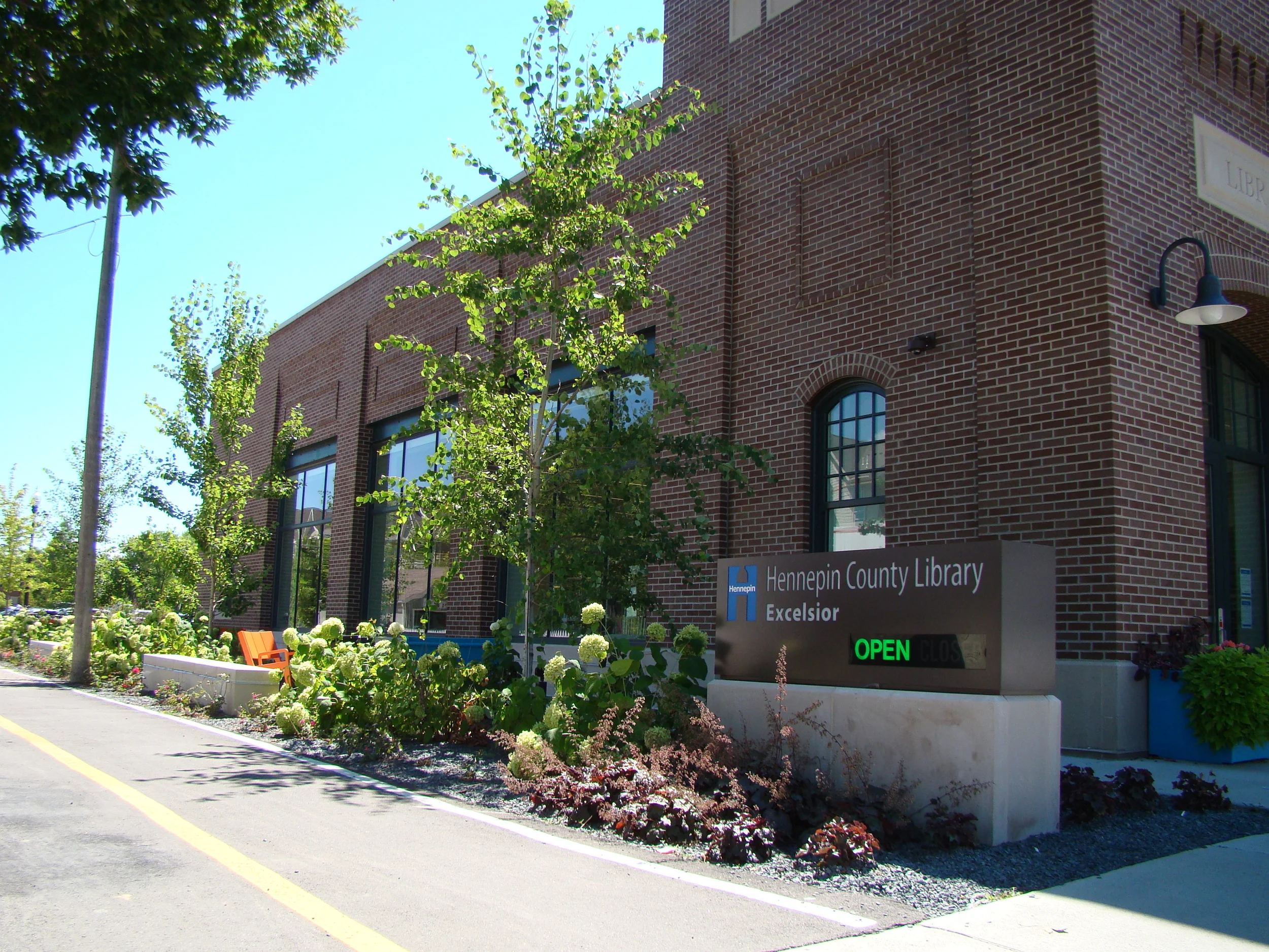 Hennepin County Excelsior Public Library