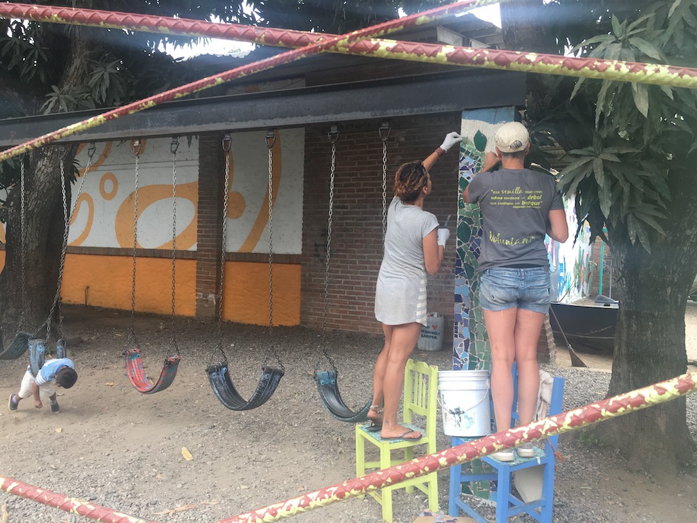 Mosaic in progress at Entre Amigos