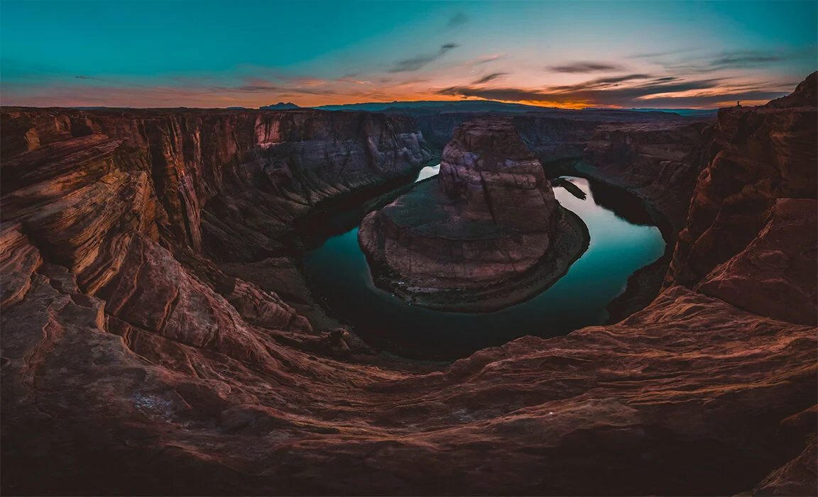 Panoramic landscape photograph by Keith Peters