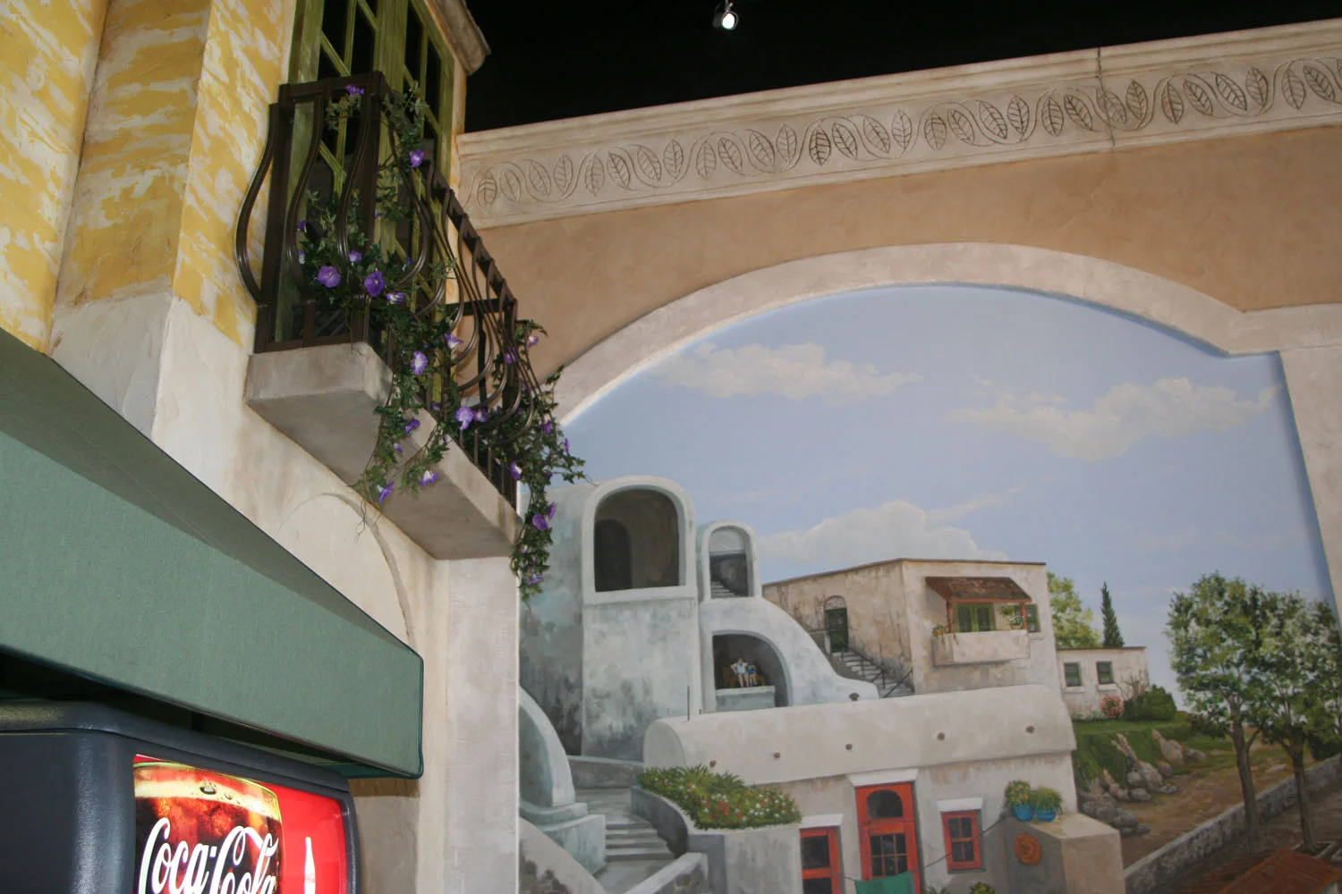 P_balcony_cornice_mural.jpg