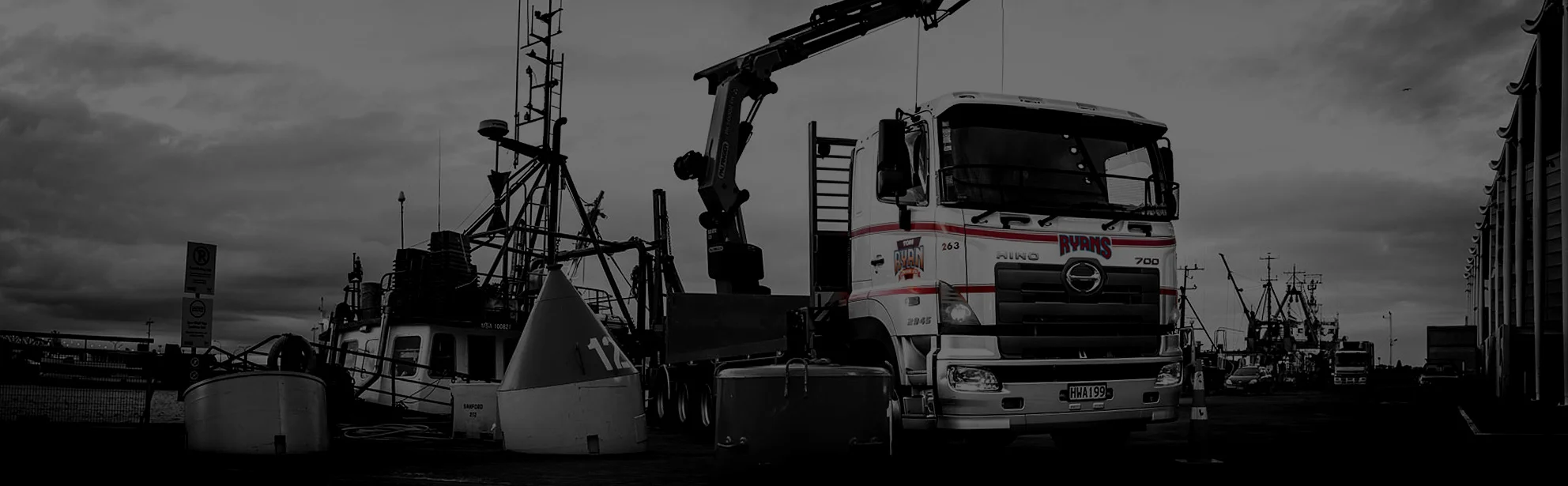 Tom Ryan Cartage - You Call, We Haul