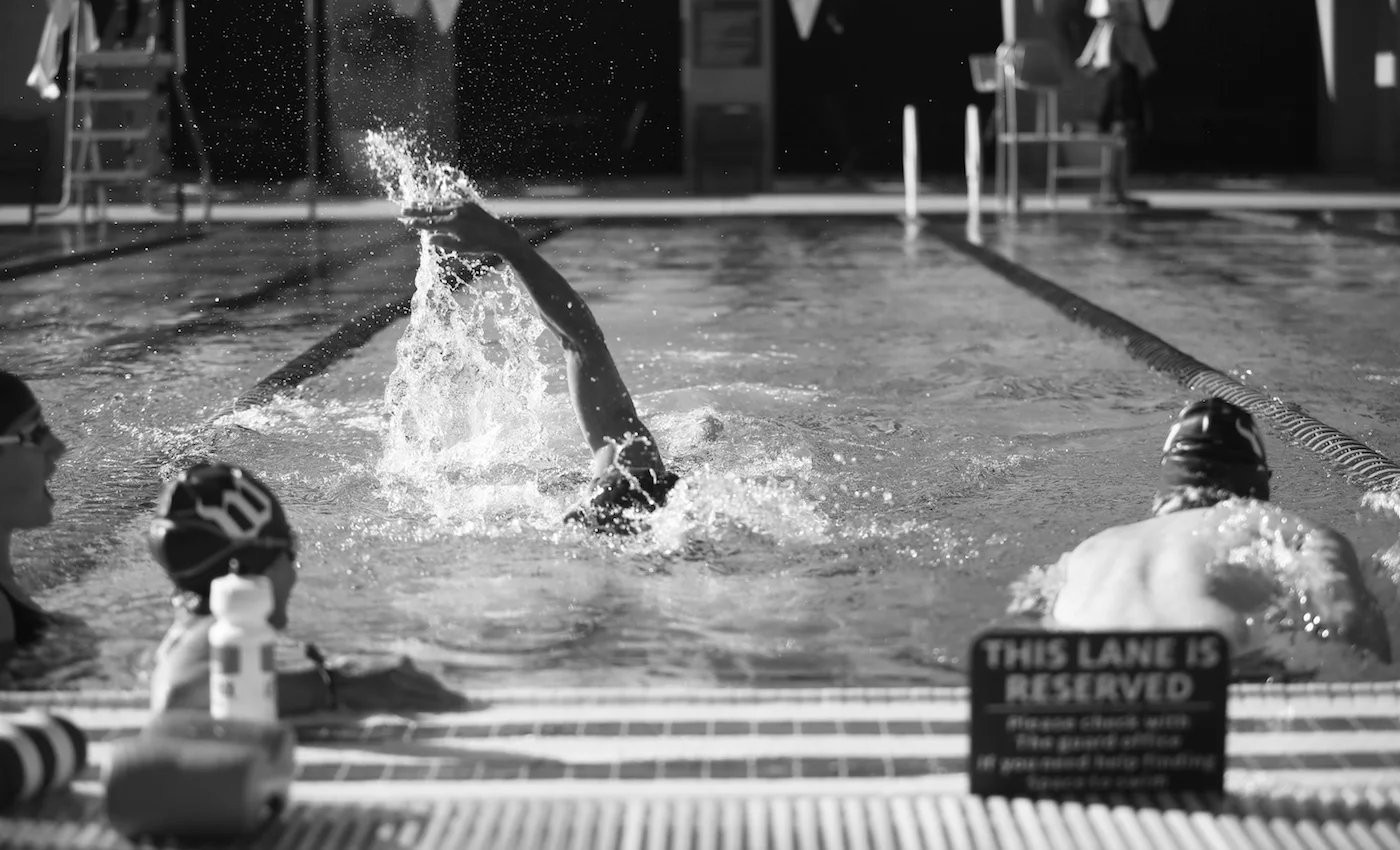 Day2BWSwimRelay.jpg
