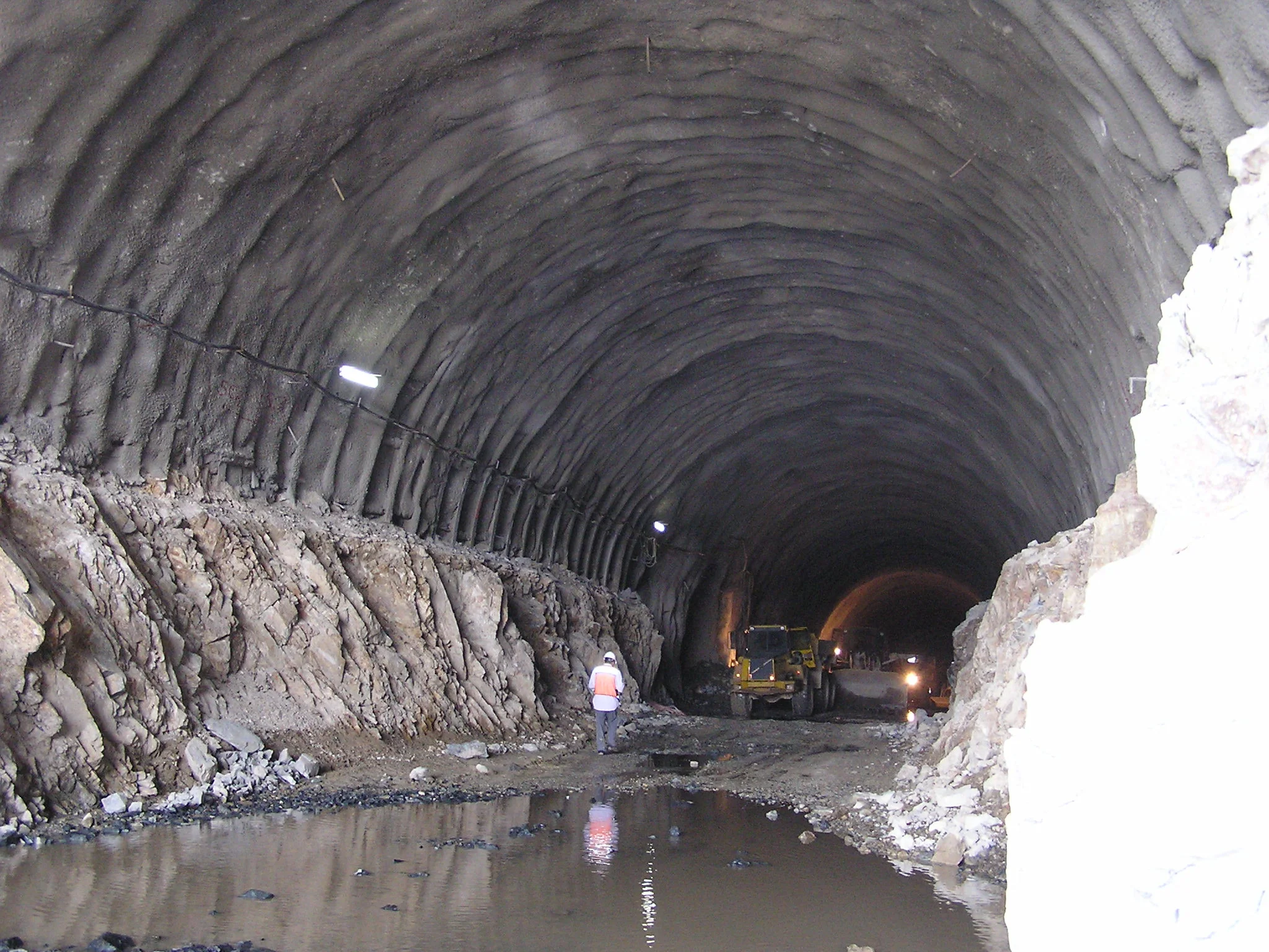 Tunel Maunabo/Mariani Tunnel, Puerto Rico