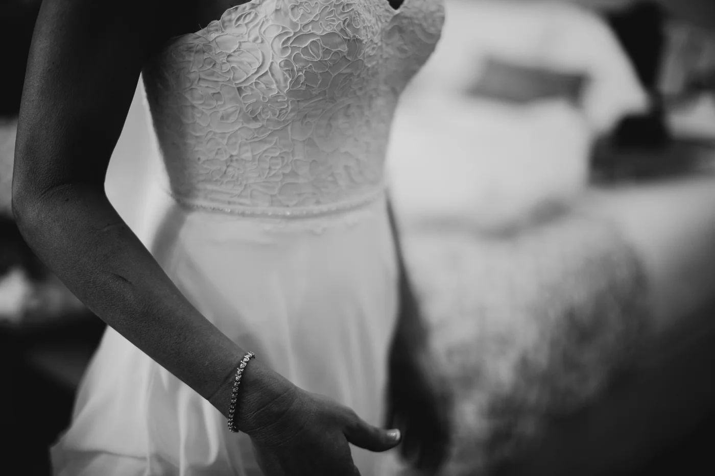 Andrea_Erin_GettingReady-32.jpg