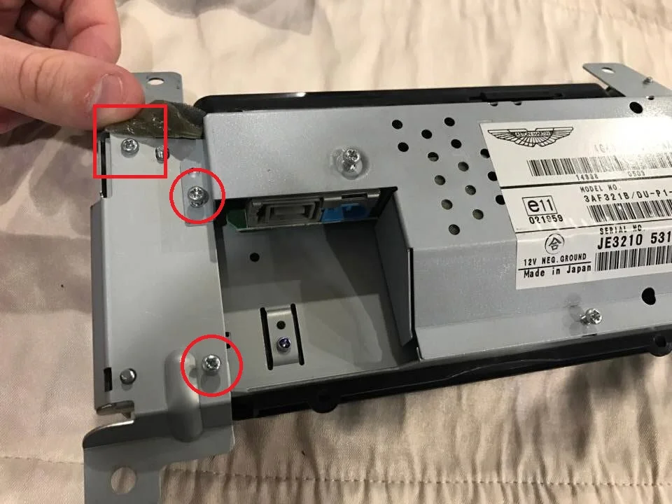Nav Screen Gear Replacement 03.jpg