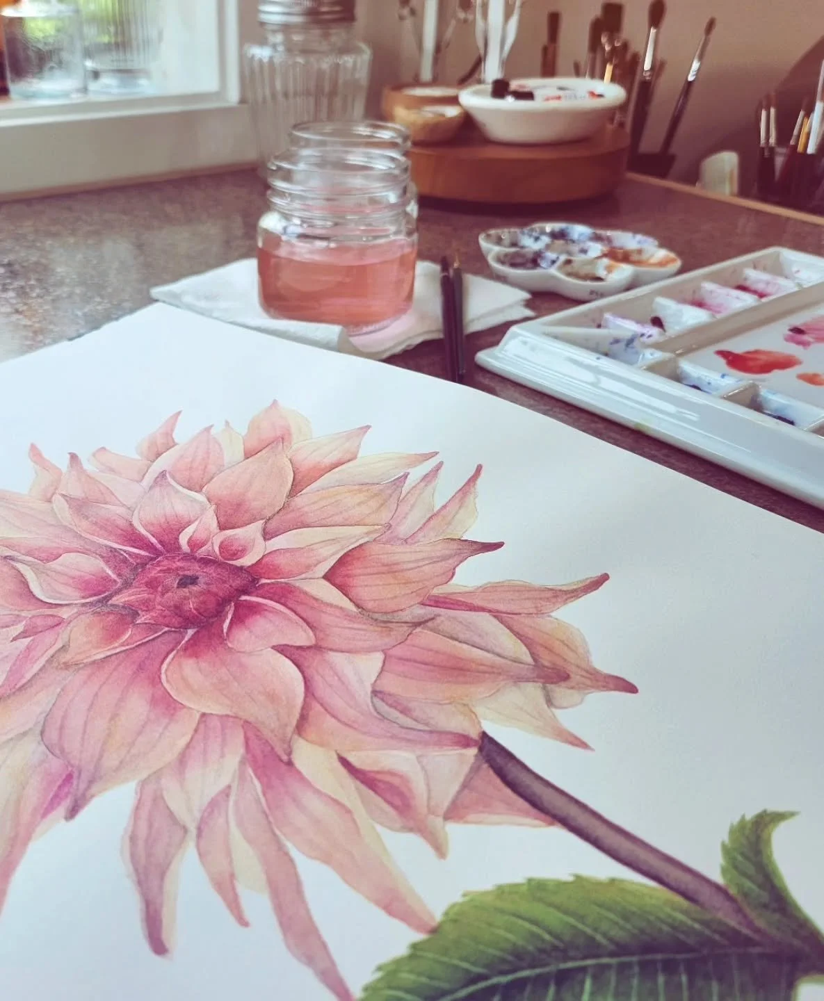 I'm not sure where the Summer has gone, or how I've had so little time in my creative space while tending to other necessary demands...but oh how I've missed getting lost in a flower for hours! Here's to more of this❤️
