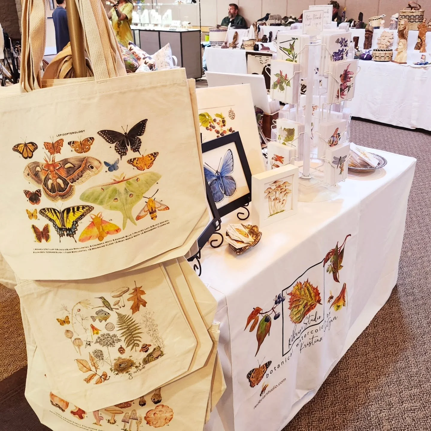 Who's ready for some holiday markets?🍄
Find us this Saturday, November 8, 9am-3pm
@blandfordnaturecenter Grand Rapids, MI
for their beautiful Nature Makers Market🍄
Hope to see you there!