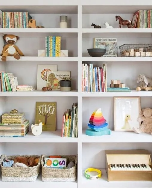 kids-bookshelf.jpg
