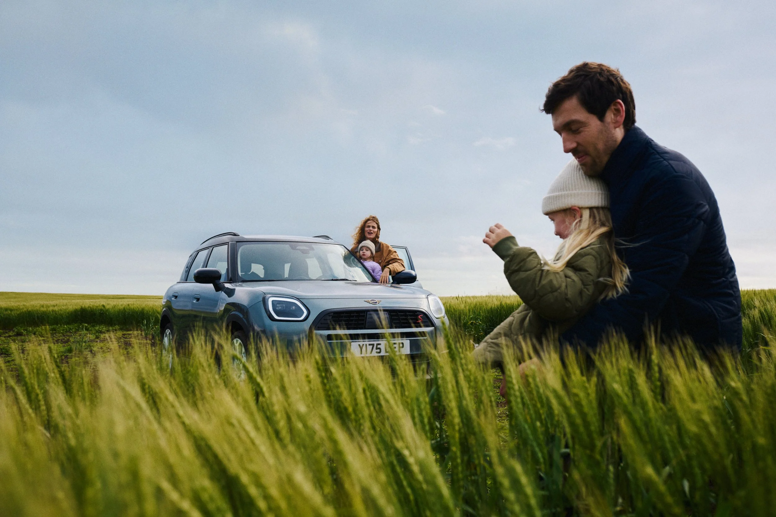 036_BAM_MINI_COUNTRYMAN_MOTIV_00_FREESTYLE_FIELD_0851_v07.jpg