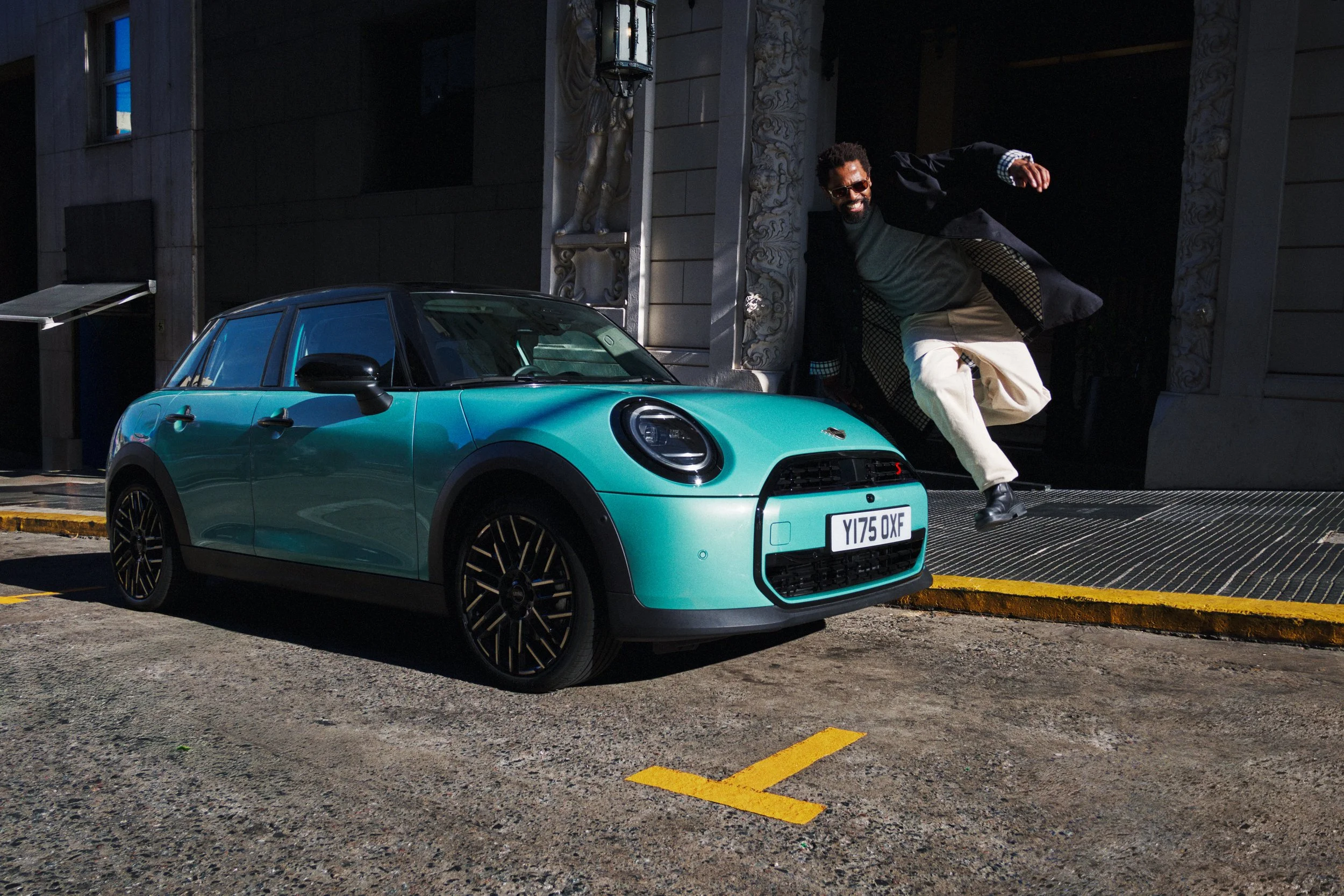 02_BAM_MINI_The_COOPER_MOTIV_00_FREESTYLE_THE_GAP_0277_v07.jpg