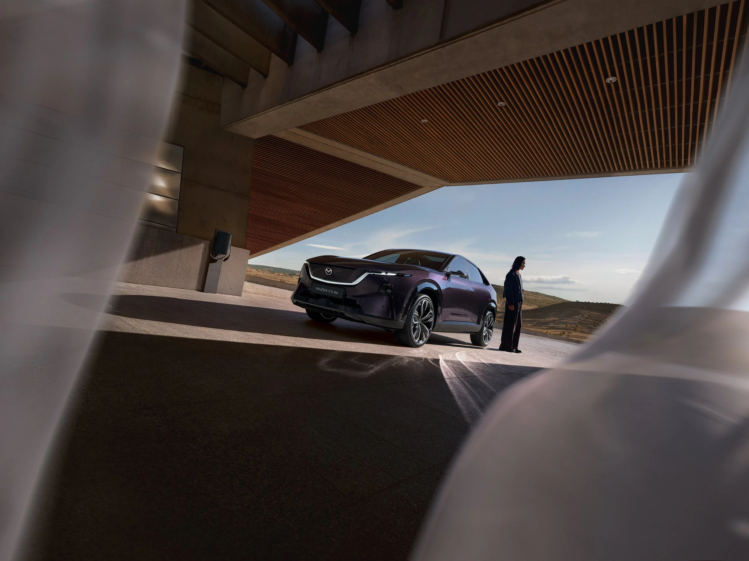 BAM_MAZDA_J90K_MOTIV_01A_DESIGN_KEY_VISUAL_EXT_3_4_FRONT_ANGLE_VARIANT_PORTIA_0588_V09_a_fin_RGB.jpg