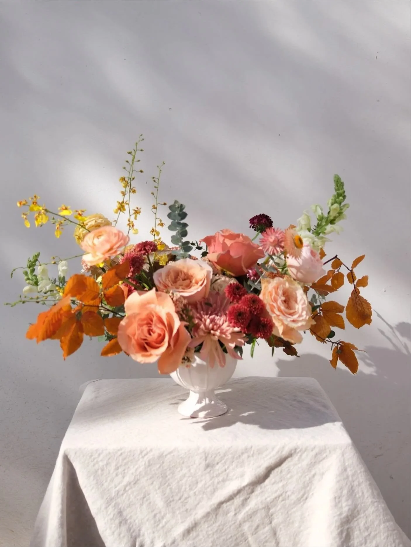 Bring something timeless to the table with fall florals for Thanksgiving. Our Thanksgiving collection is full of warm blooms and foliage perfect as a gift or to keep. 
Link in our hilights ✨

#thanksgivingflowers #thanksgivingdinner #fallblooms #bloo