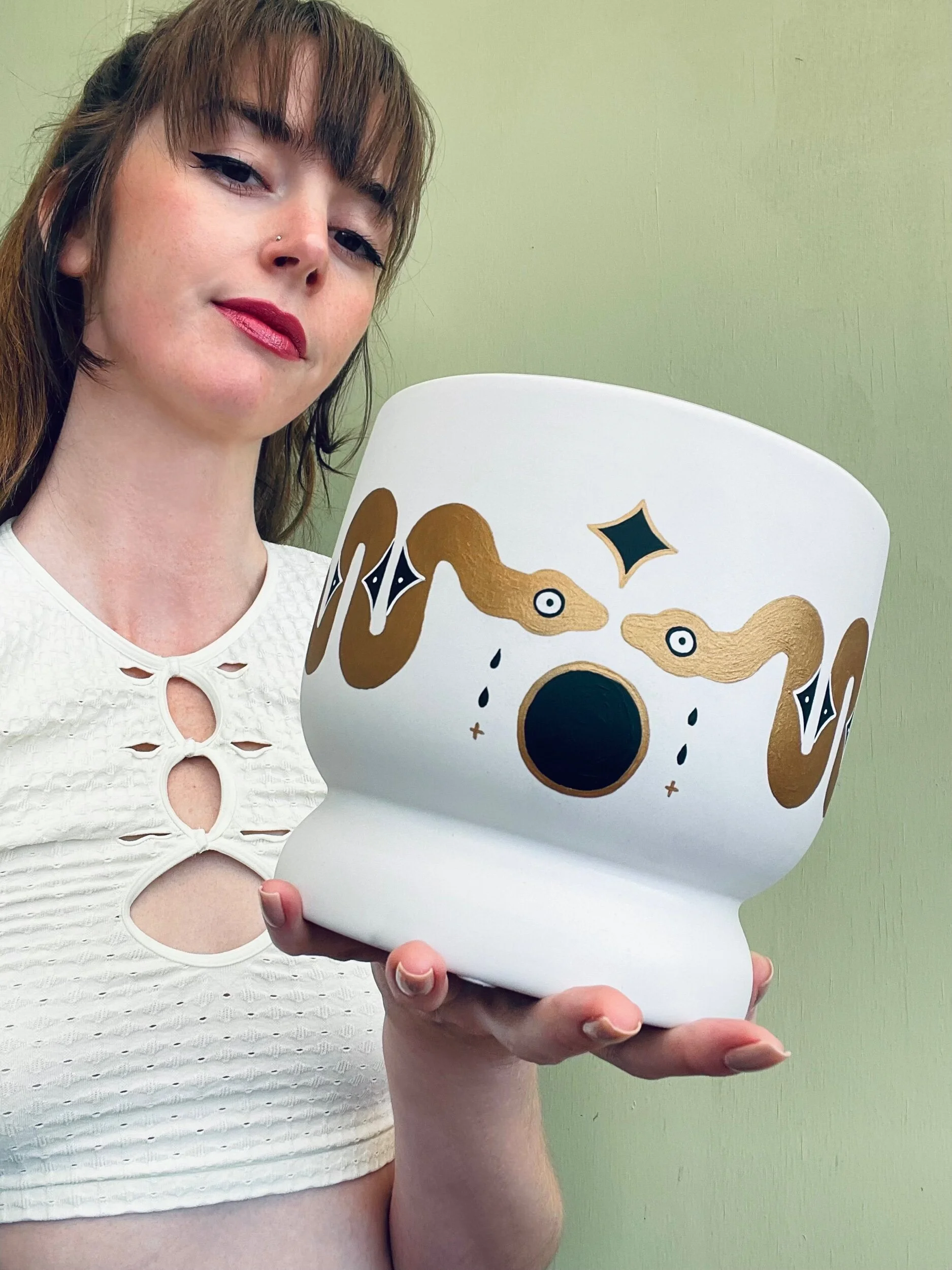 207AC10F-213E-4B74-A7AB-B1B43546E1EF