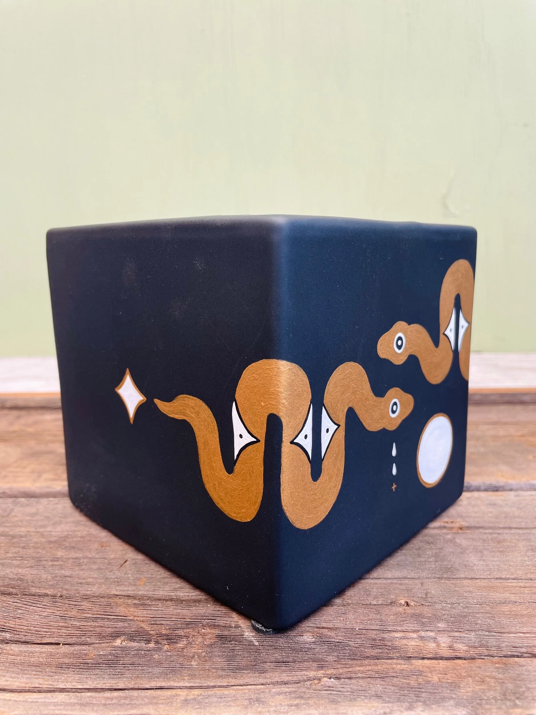 AF0F85B8-2382-4D18-806F-BE9E4024D2DB