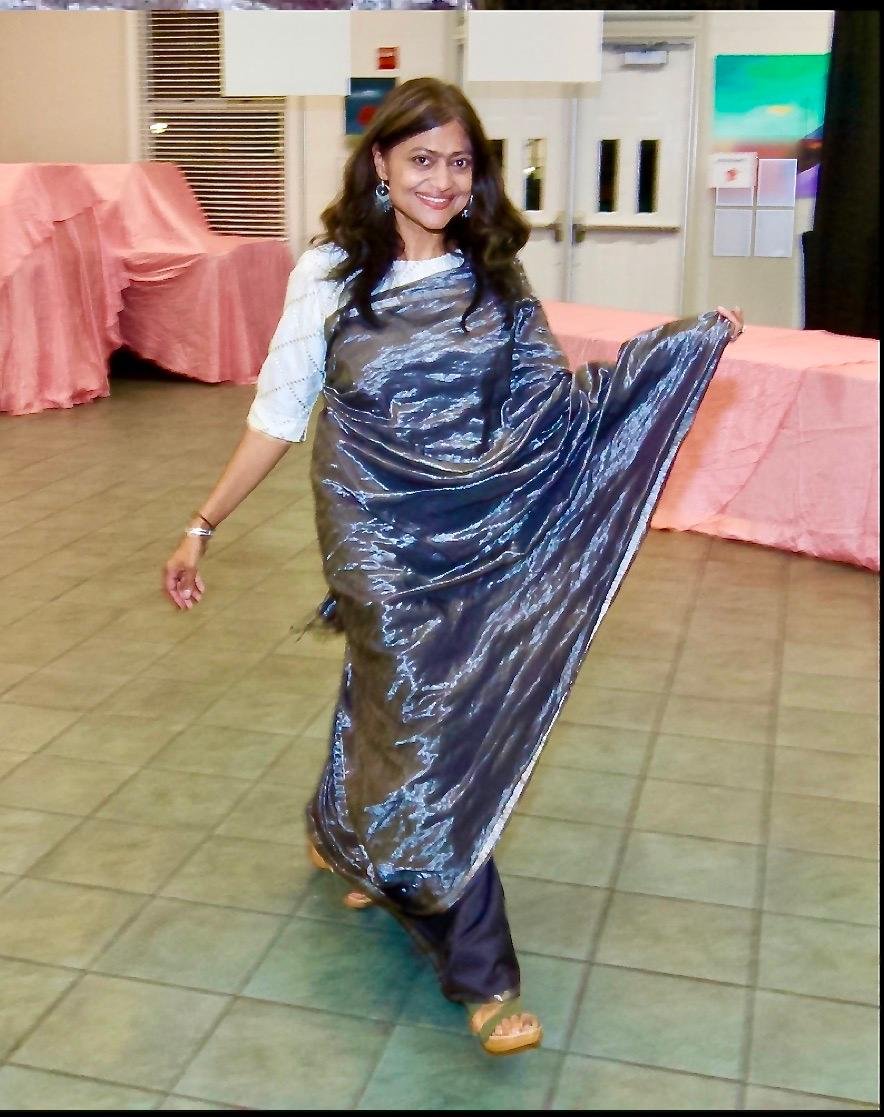 Nartana Silver Sari Walking.jpg