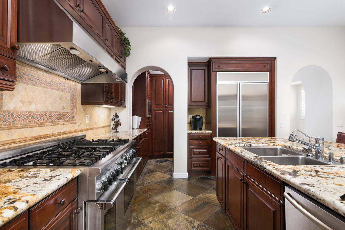 31 View Terrace, Irvine_0008.jpg