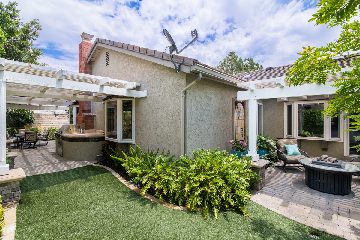 40 Red Rock, Irvine_3387-HDR.jpg