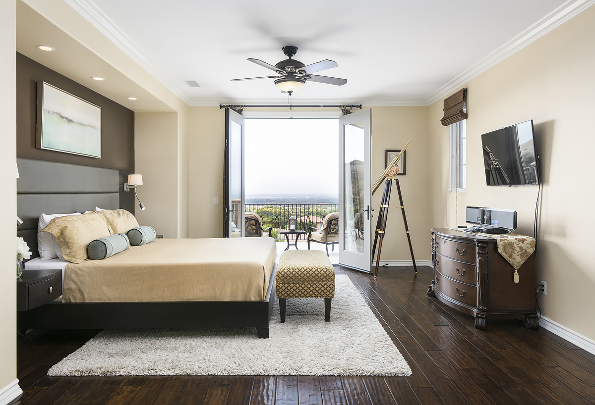 29 Balcony_0224.jpg