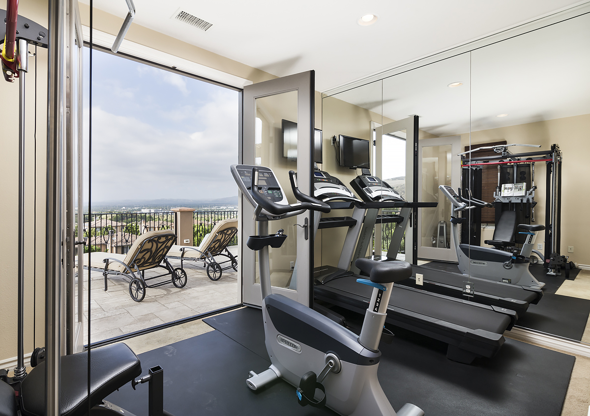 29 Balcony_0307.jpg