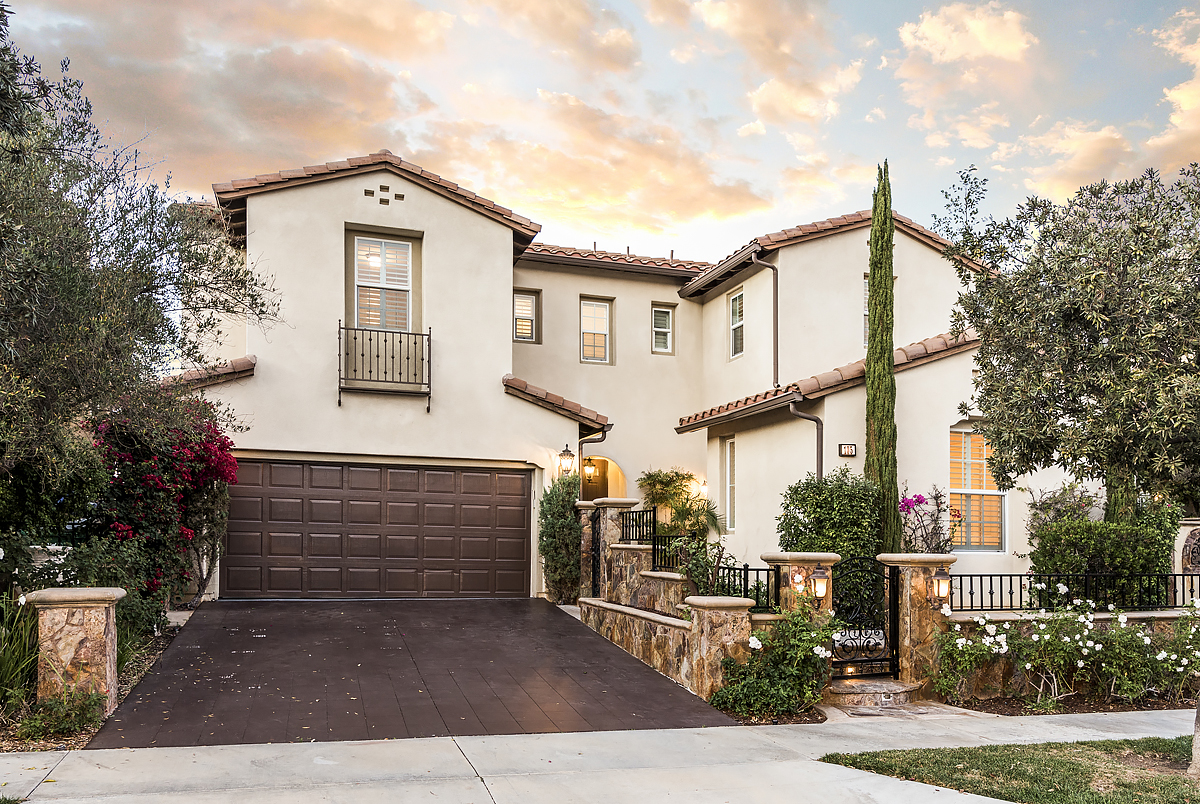 105 Bottlebrush Park_0739-HDR.jpg