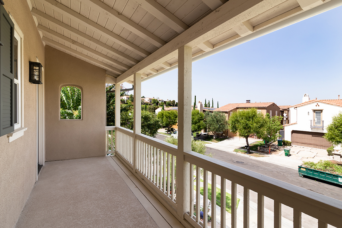 106 Ambiance_0446-1-HDR.jpg