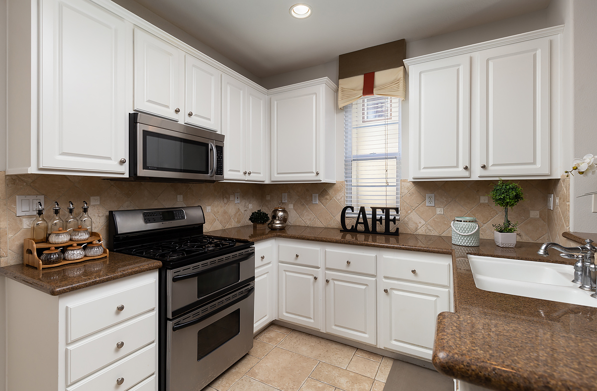 207 Tall Oak_0059.jpg