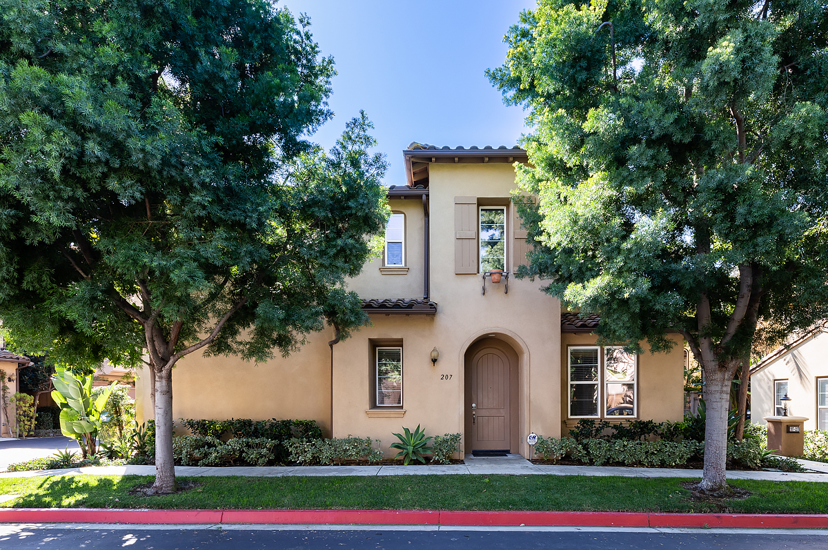 207 Tall Oak_0390-HDR.jpg