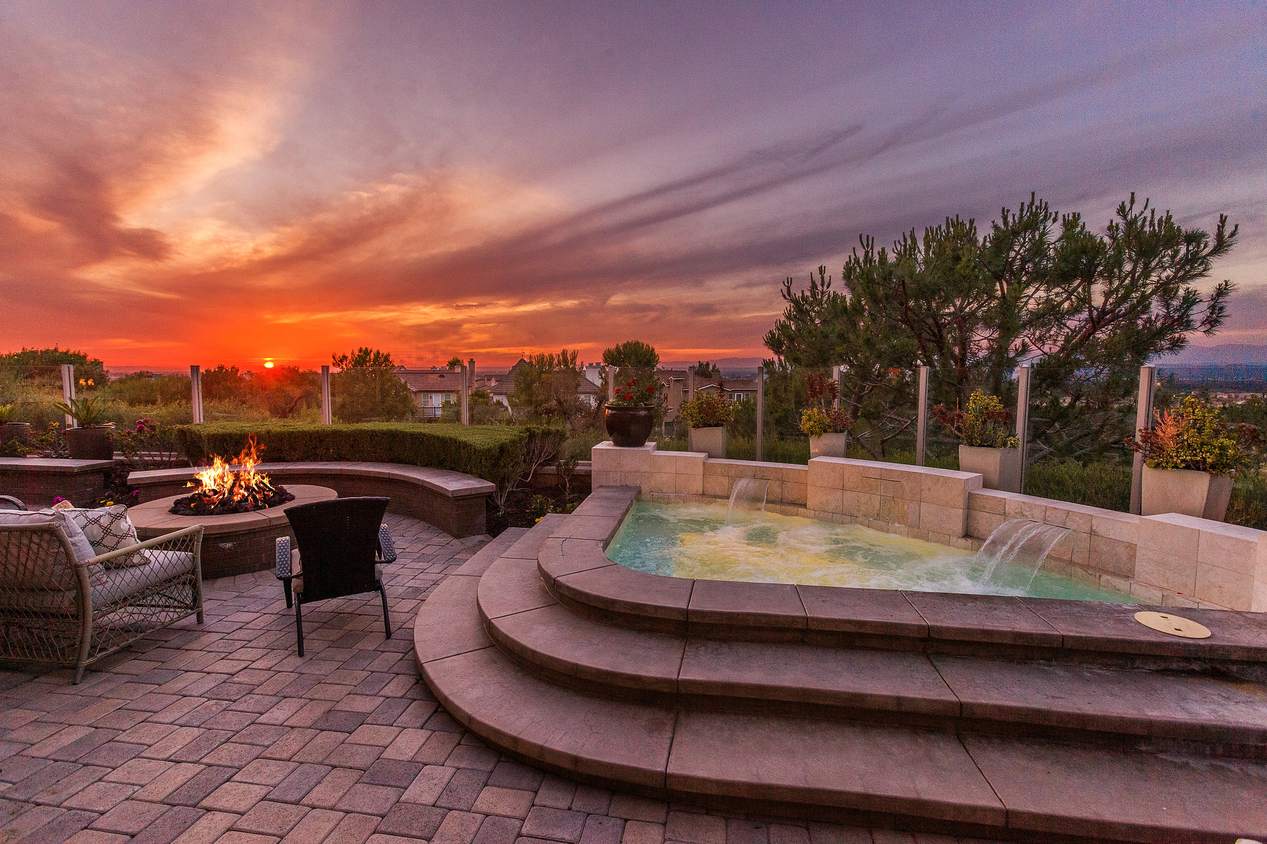 3 Ferrand - backyard jacuzzi sunset view.jpg
