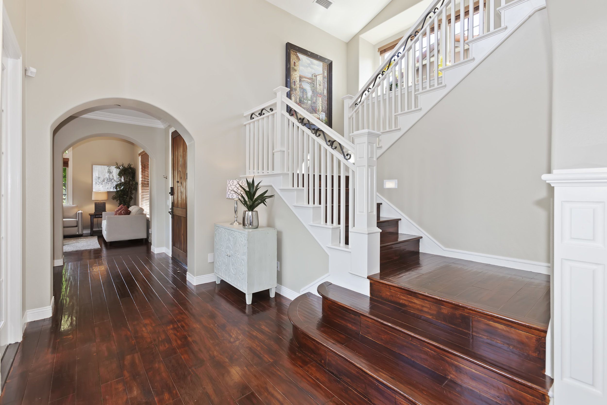 3 Ferrand - Staircase and entry.jpg