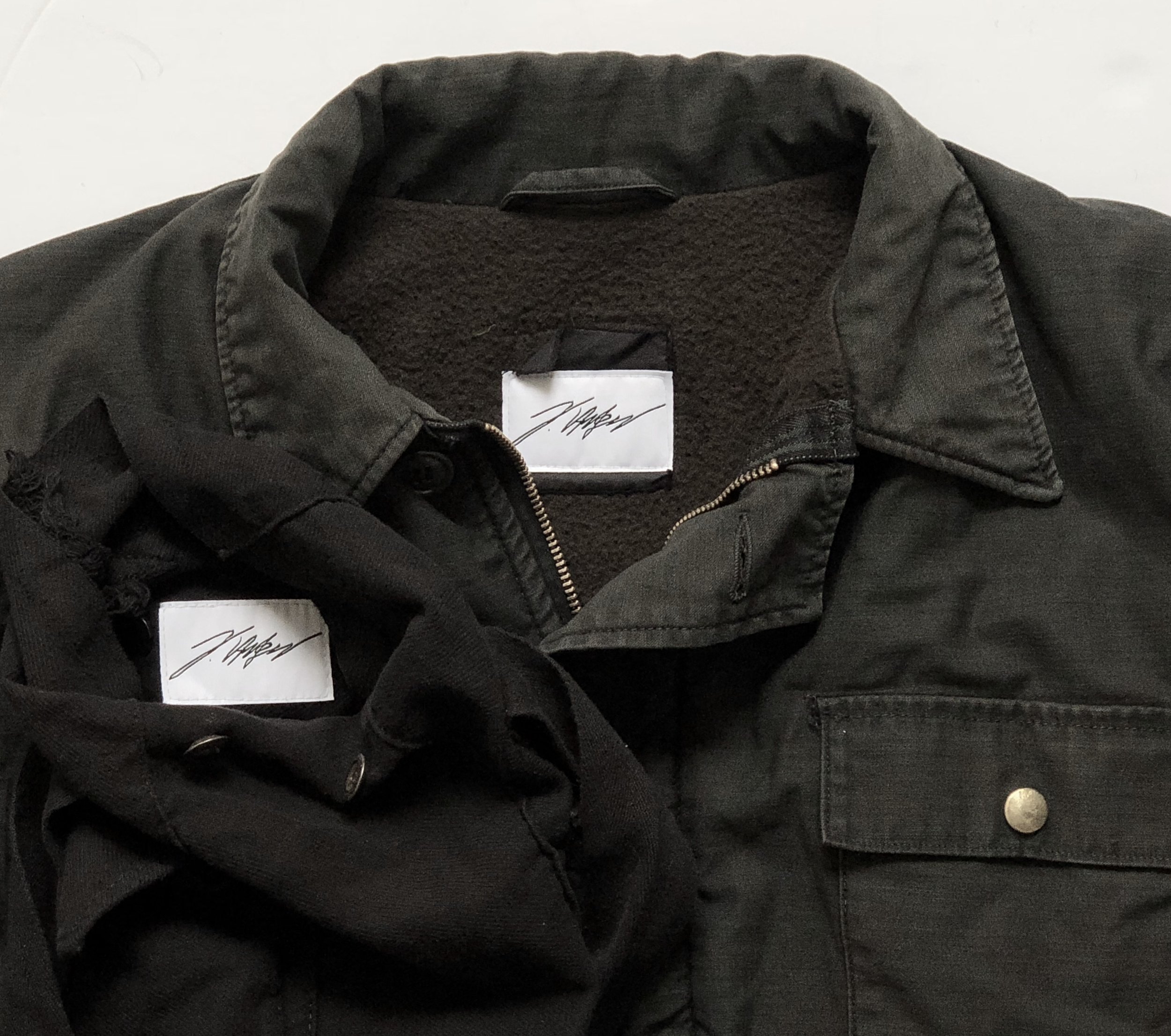 637F4B7B-39EC-4090-98CF-6AB6BD35D652