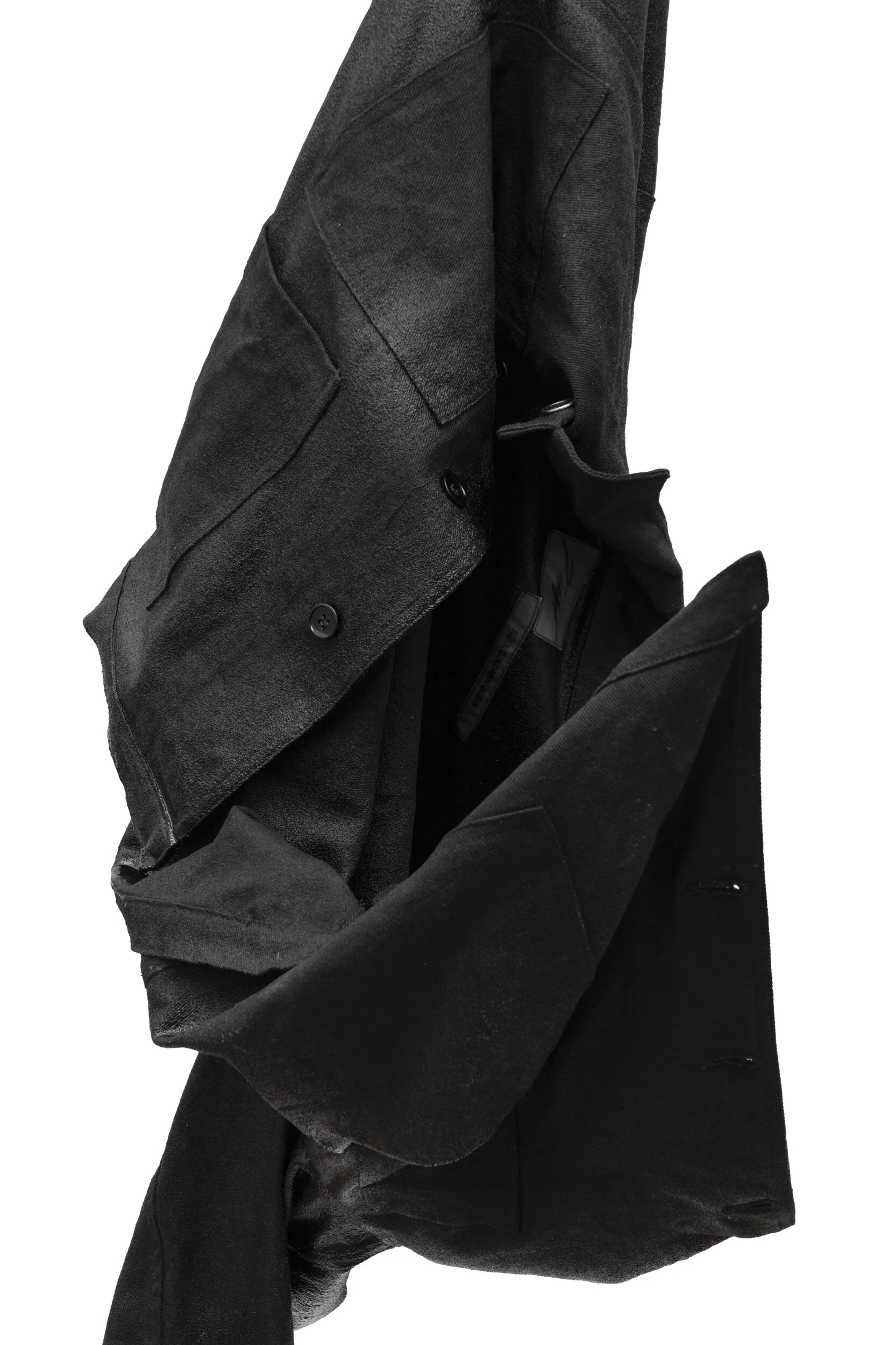 CEC1EE91-AF49-4B01-8234-0C61D54FE4CC