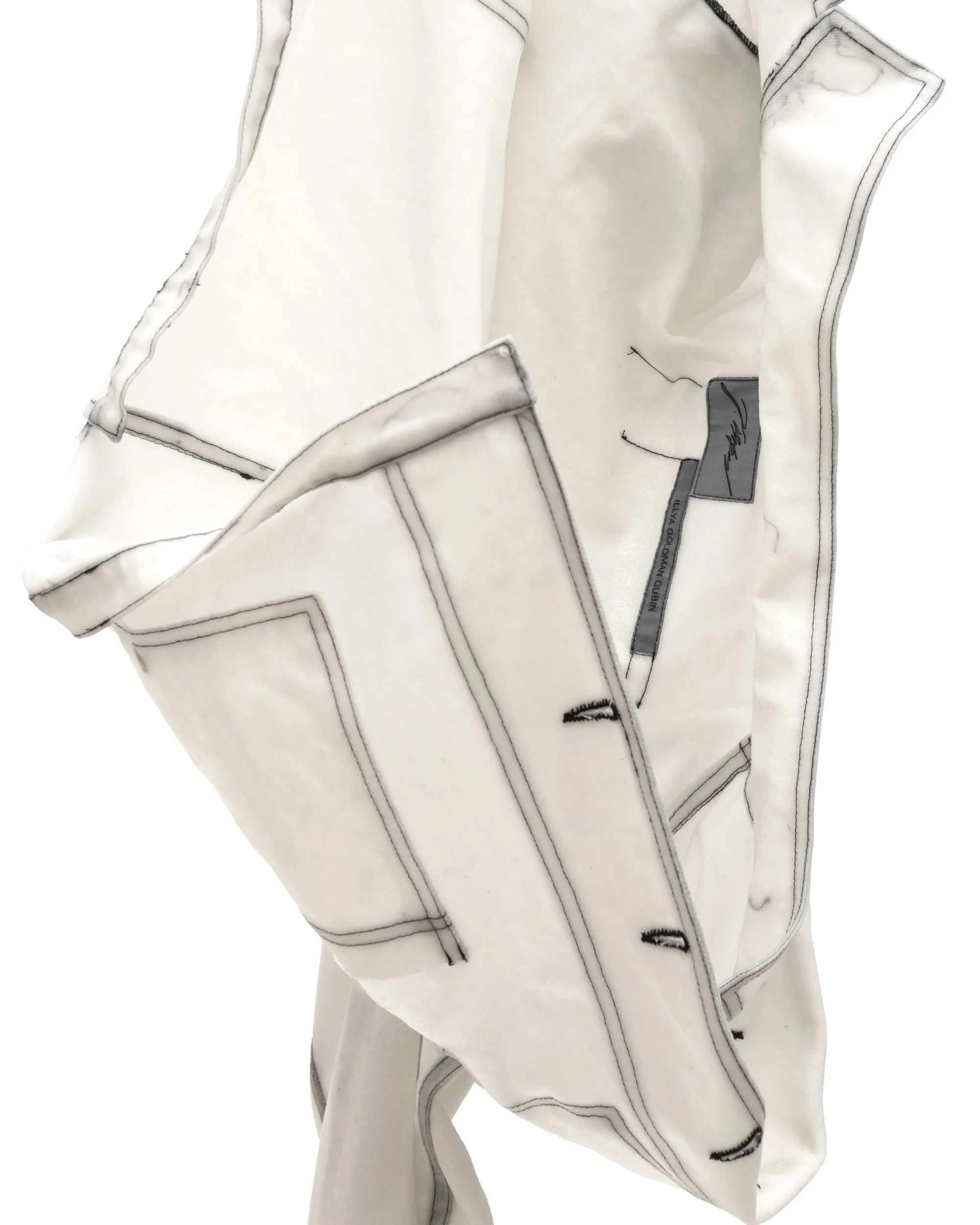 EEDF773C-C760-4885-A39F-DA33F381FA10