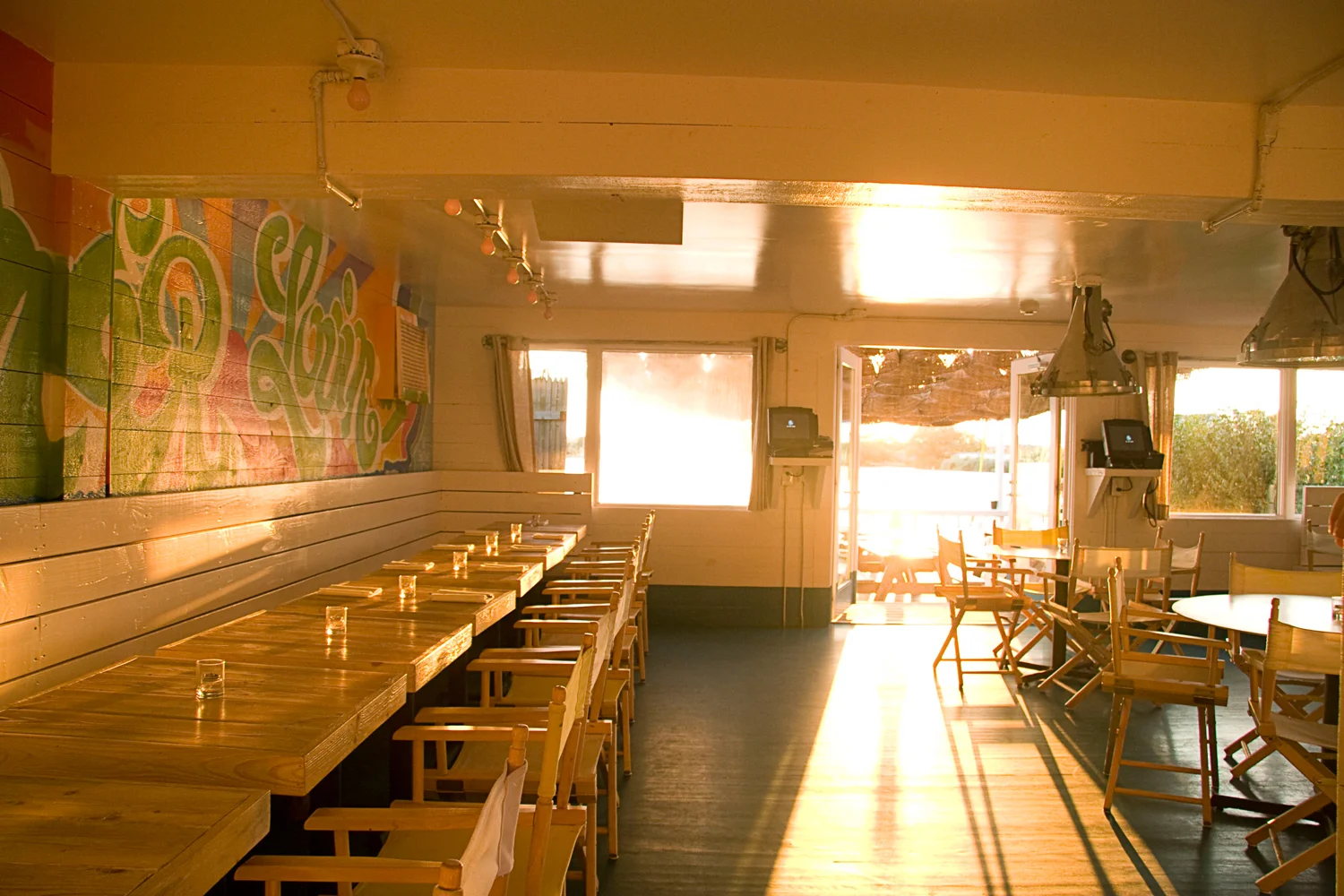 DiningRoomSunset.jpg
