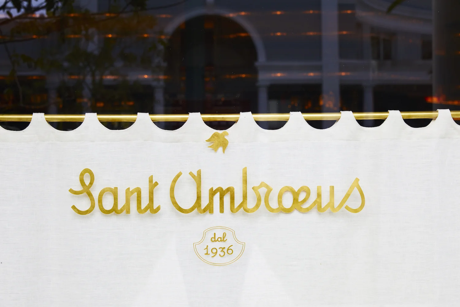 Sant_Ambroeus_PB_Exterior_Signage_024.jpg