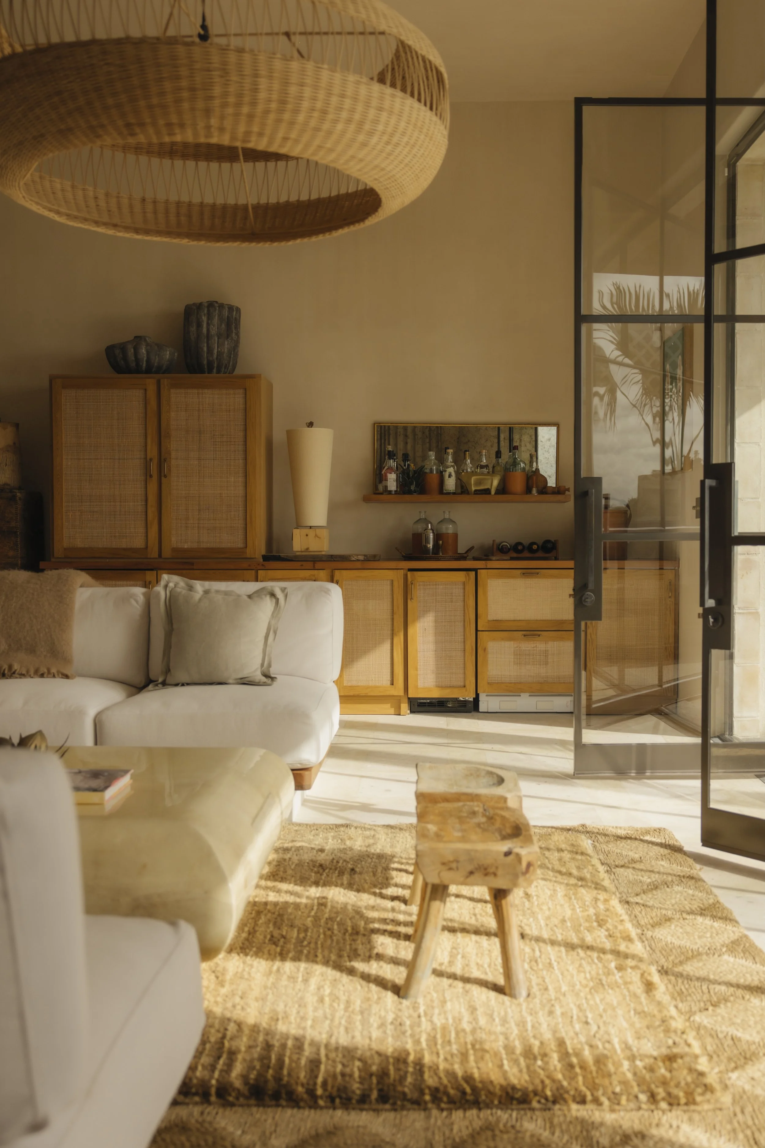PALM_ORCHARD_HOUSE_KITCHEN_DINNING_LIVING_4564.jpg
