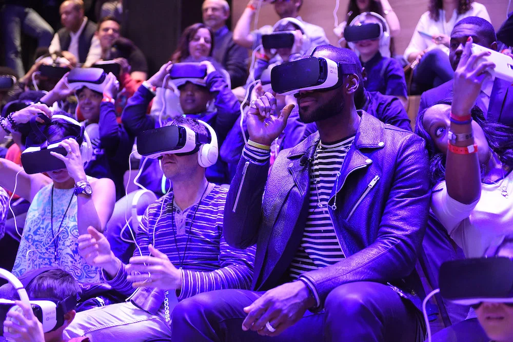 LeBron-James-at-VR-Screening-of-Striving-for-Greatness-an-UNINTERRUPTED-Original-at-Samsung-8372.jpg