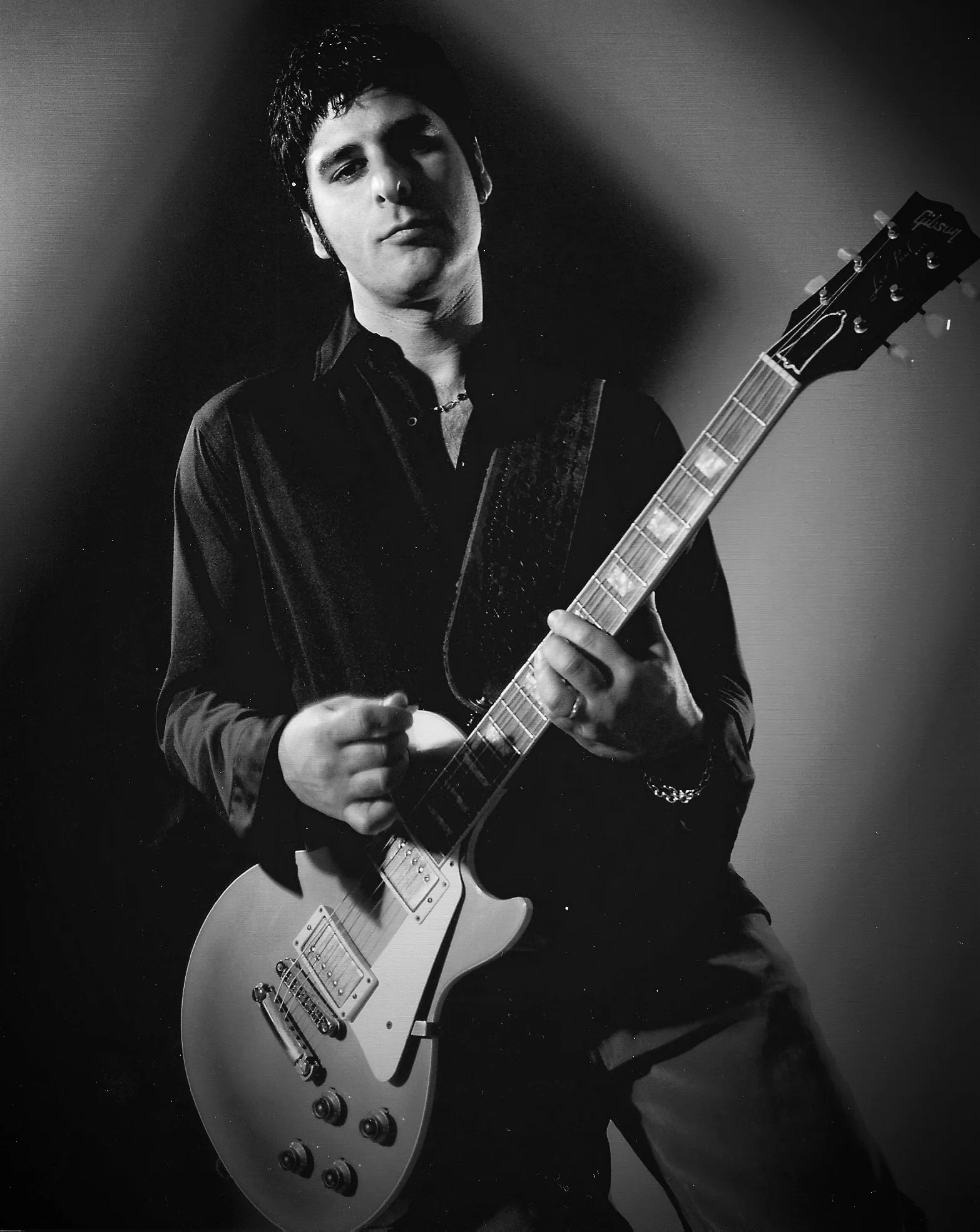 Jimmy Khoury | Guitar Since 1988, Jimmy has performed and recorded with a variety of professionals, including members of Tom Petty and the Heartbreakers, Elvis Costello and the Attractions, Garry Beers of INXS, Vanessa Paradis, David Foster, Hugh Padgham, Mike Clink, Joe Baressi, Joe Vannelli and David Reitzas.
