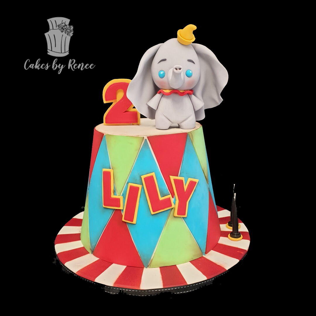 Circus cake Dumbo elephant birthday cake