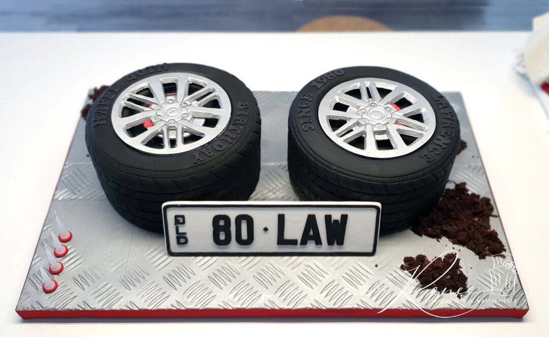 Wheels Car cake Number Plate Licence 3D amazing birthday