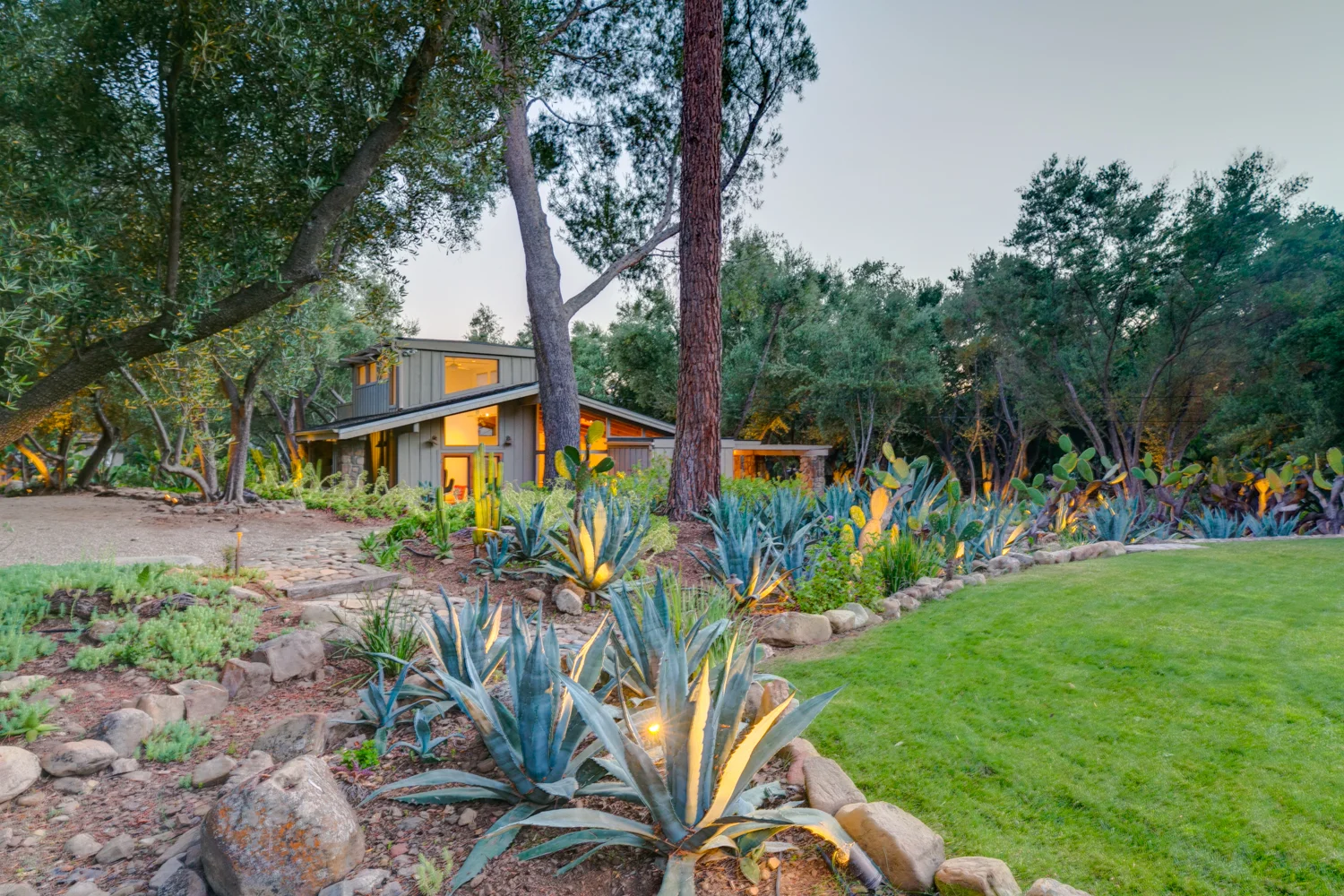 Rent this beautifully landscaped 2-acre property with a 2bd/2ba main house, 2bd/1ba guest house and 1bd/1ba guest house. All fully furnished and complete with a pool/spa with amazing views of the Mountains for $13,500 per month. The completely private setting will bring extreme relaxation and comfort. Property comes with maid service 3x a week.